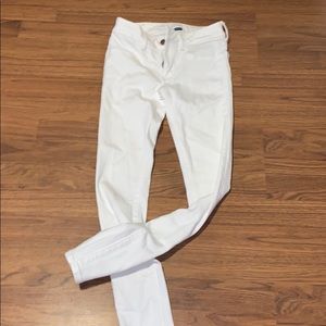 White stretch jeans. Super soft